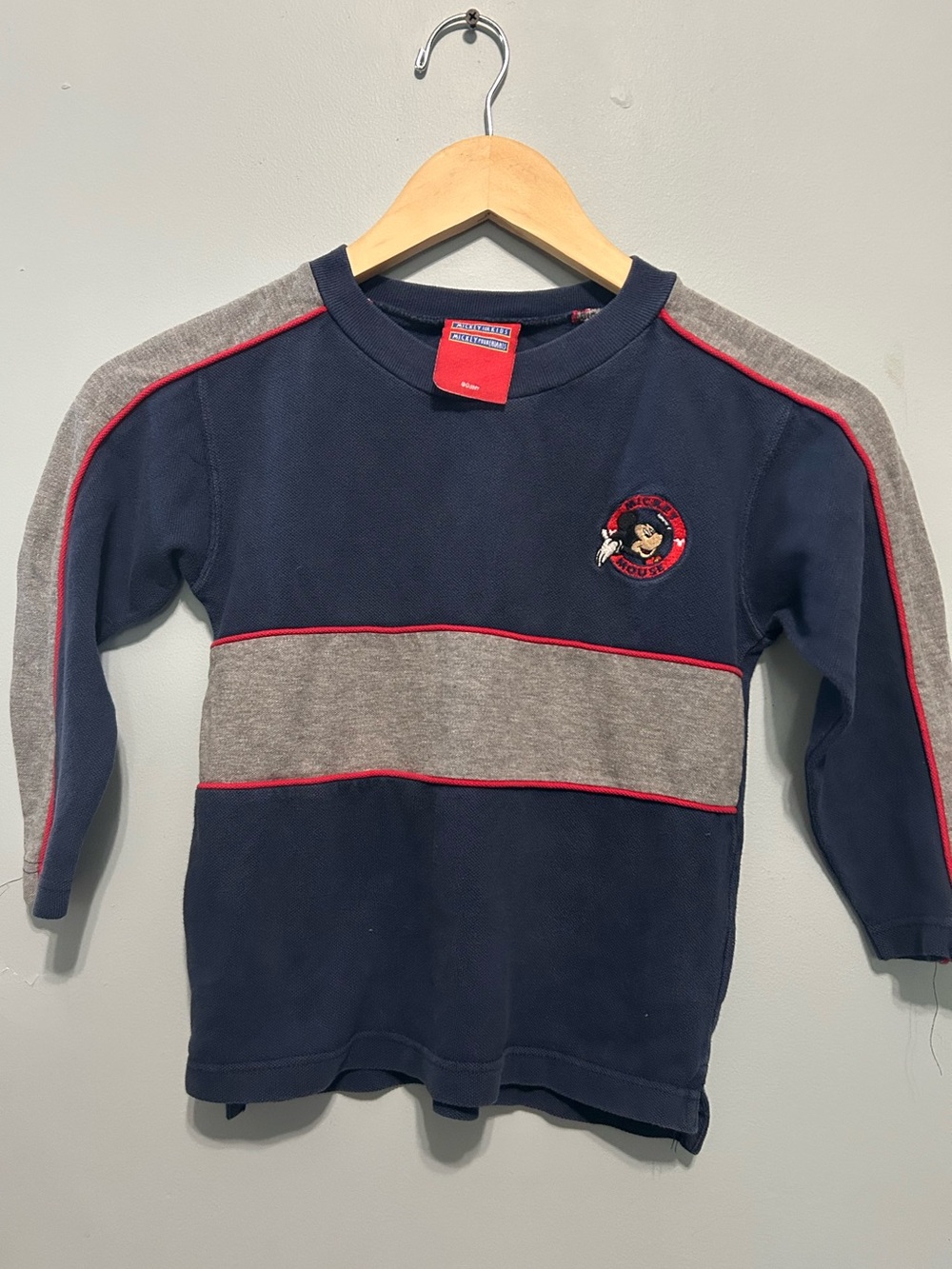 Vintage Disney Mickey Mouse long sleeve size 6